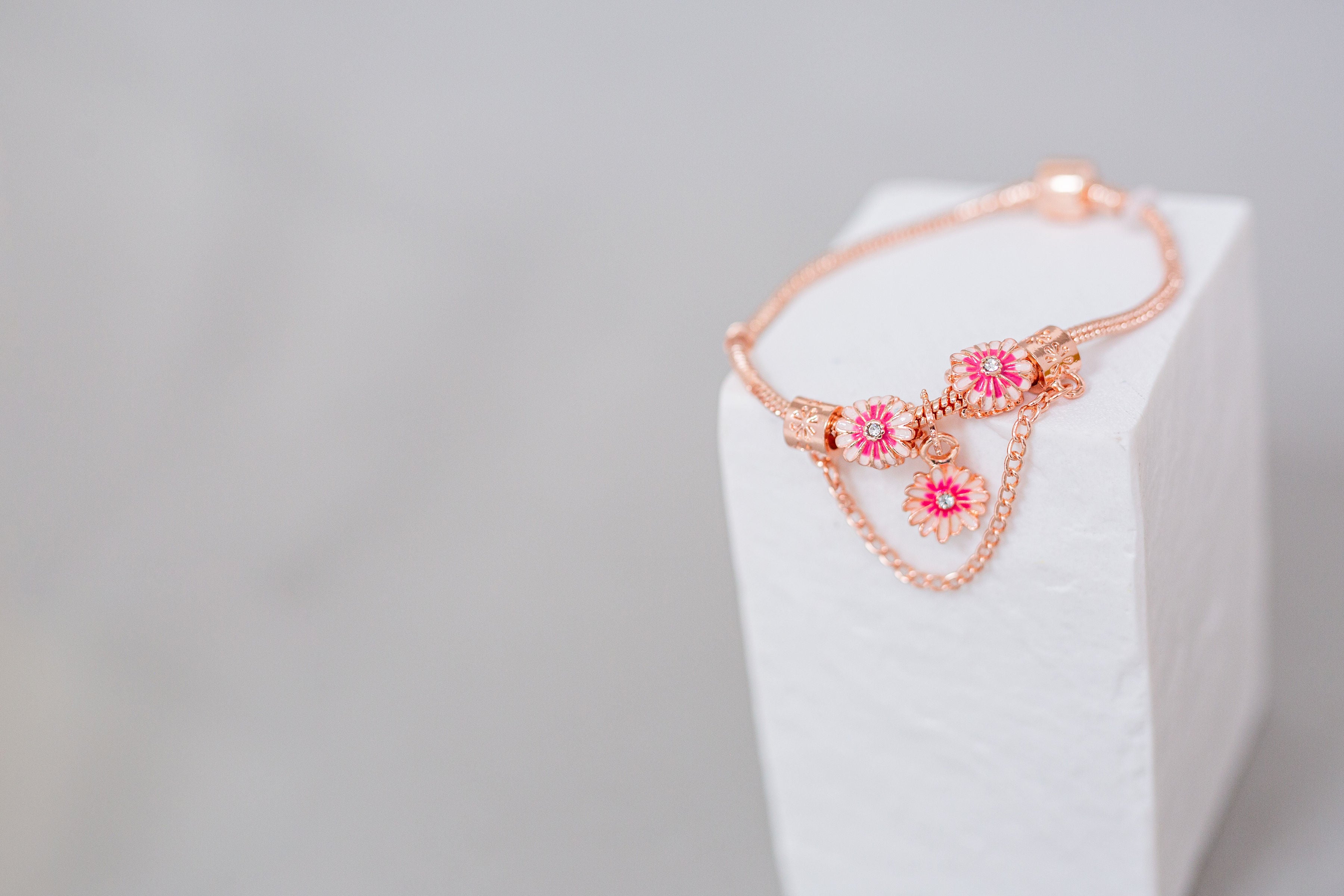 Rosy Pink Flower Bracelet Tutorial