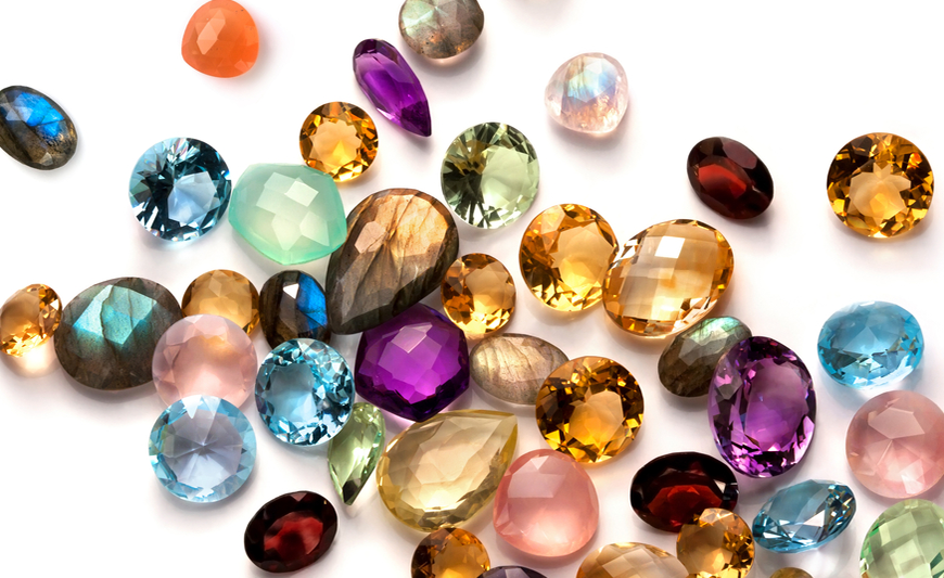 The Beauty of Laboratory Grown Precious Stones – Clear Crystal